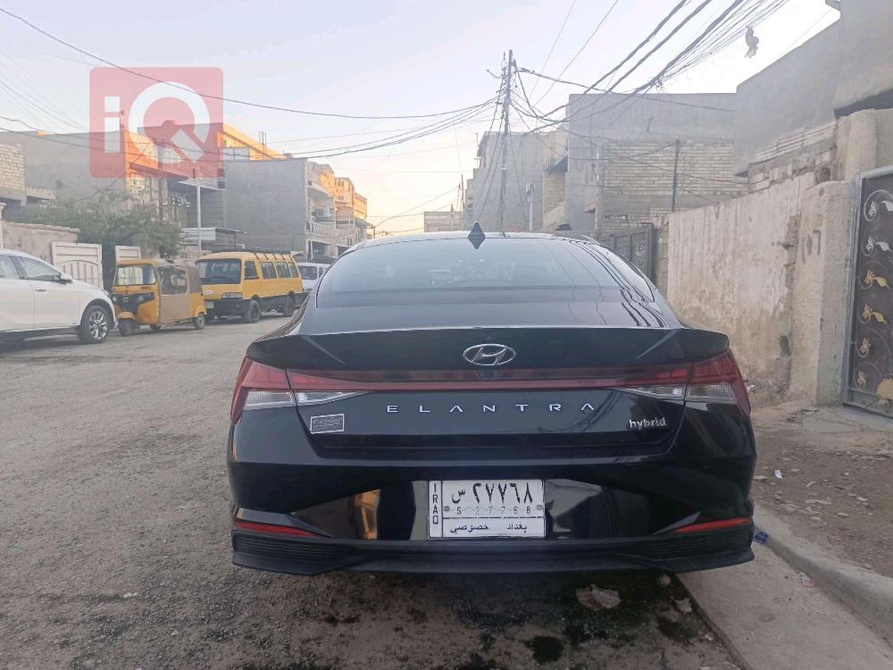 هیوندای ئەلەنترا